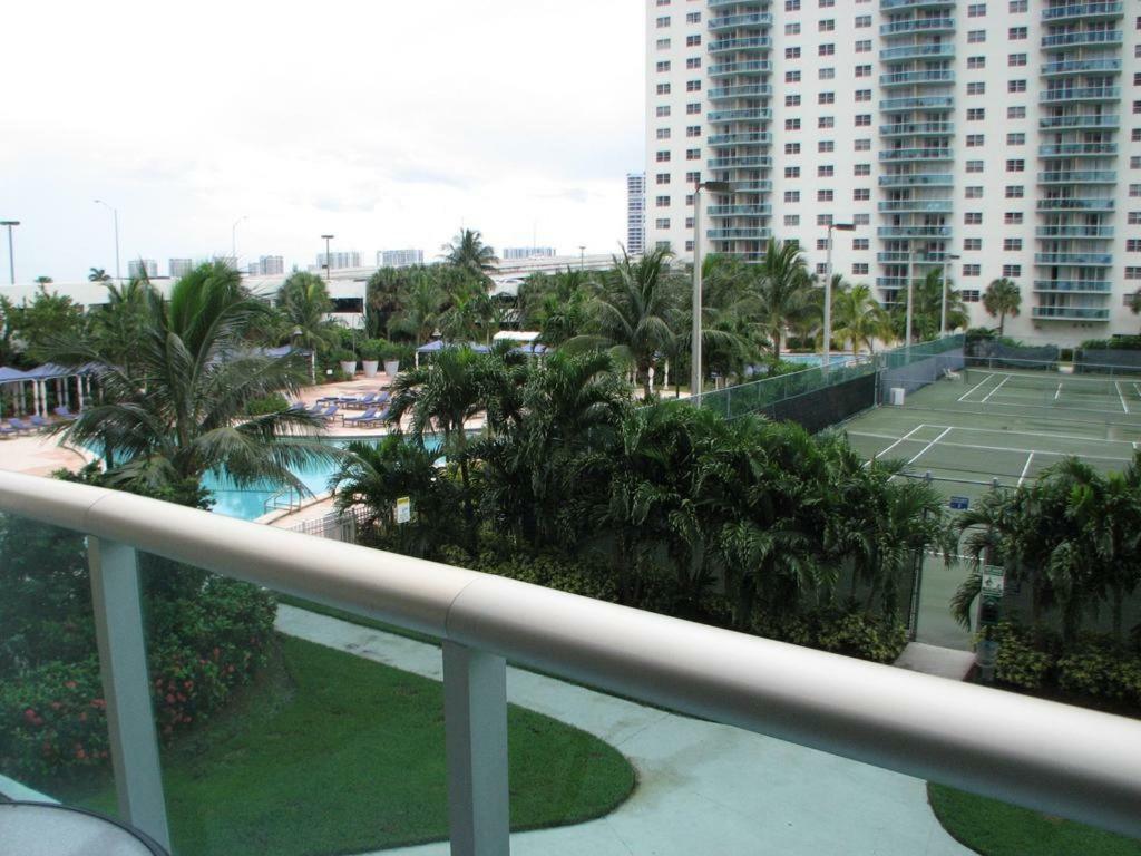 Ocean Reserve Appartamento Sunny Isles Beach Esterno foto